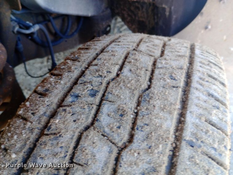 image for item EO0540 2008 Ford E450 shuttle bus