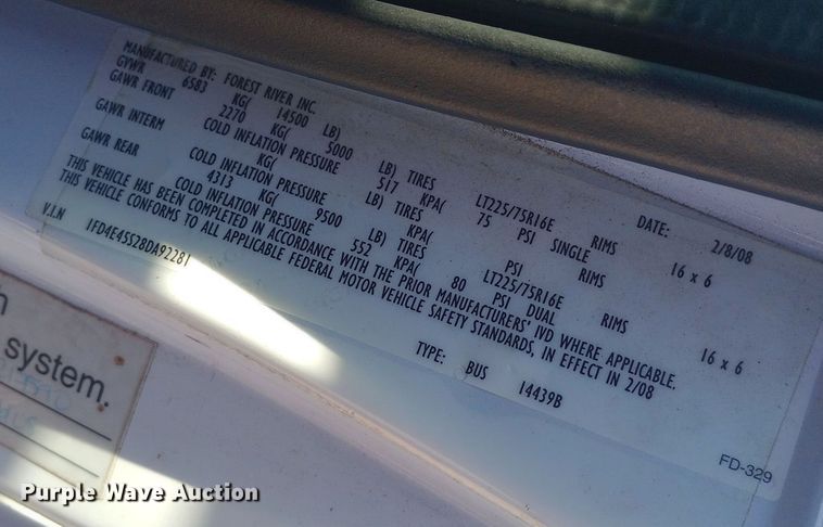 image for item EO0540 2008 Ford E450 shuttle bus