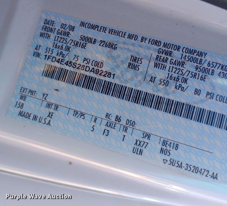 image for item EO0540 2008 Ford E450 shuttle bus