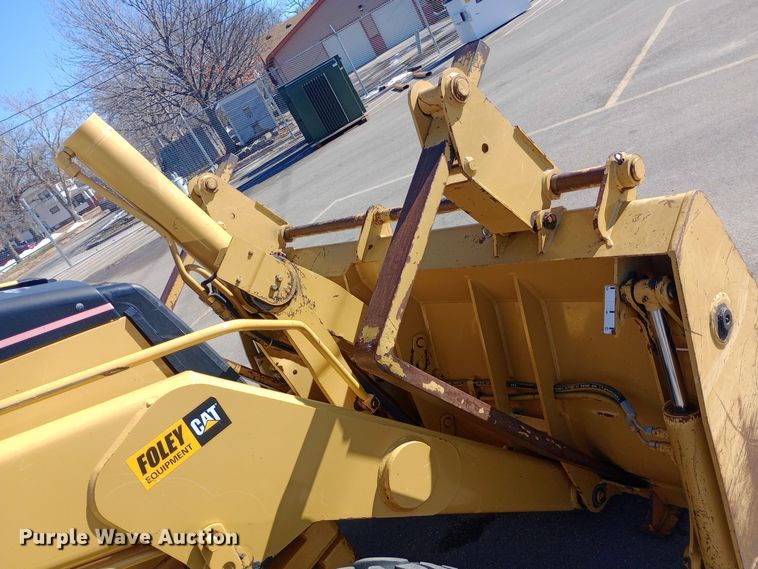 image for item EO0546 2002 Caterpillar 420D backhoe 