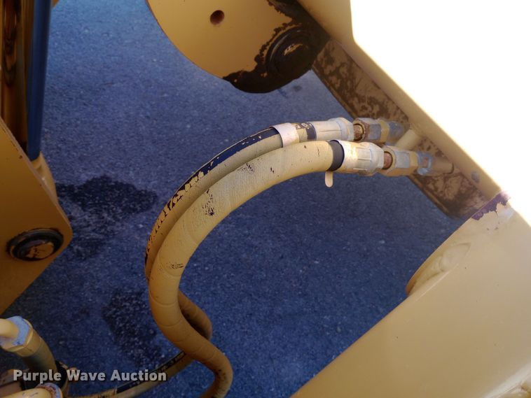 image for item EO0546 2002 Caterpillar 420D backhoe 