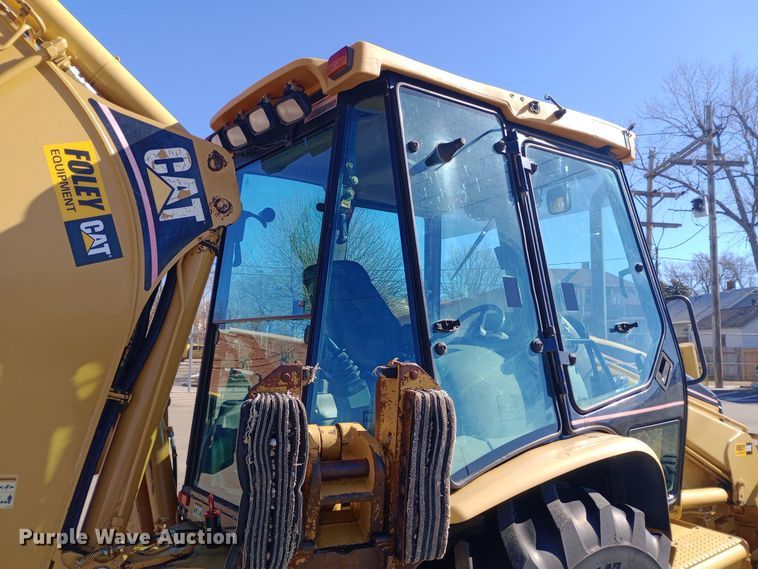 image for item EO0546 2002 Caterpillar 420D backhoe 