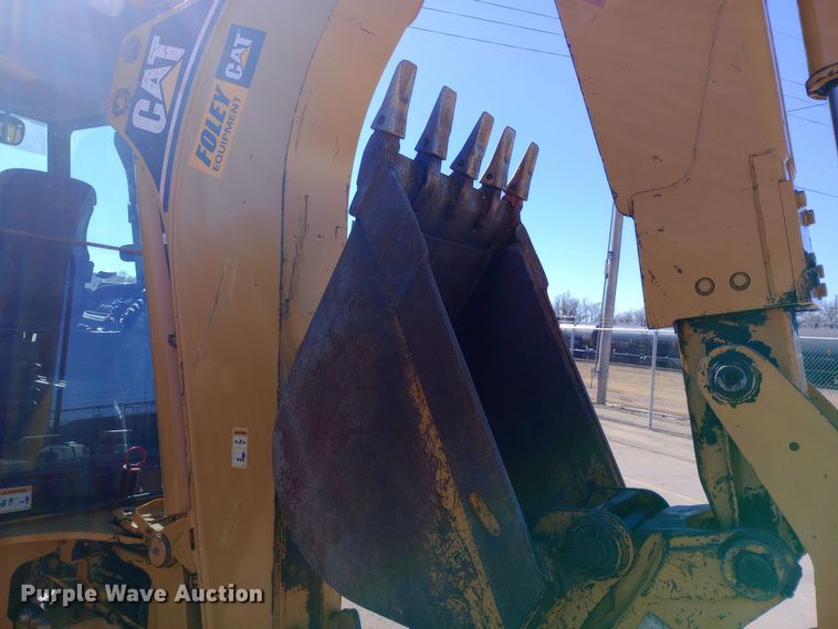 image for item EO0546 2002 Caterpillar 420D backhoe 