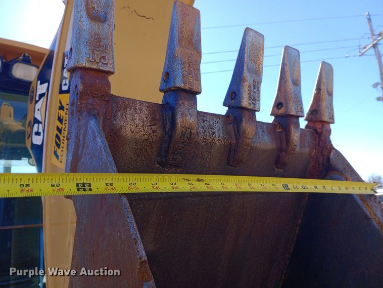 image for item EO0546 2002 Caterpillar 420D backhoe 