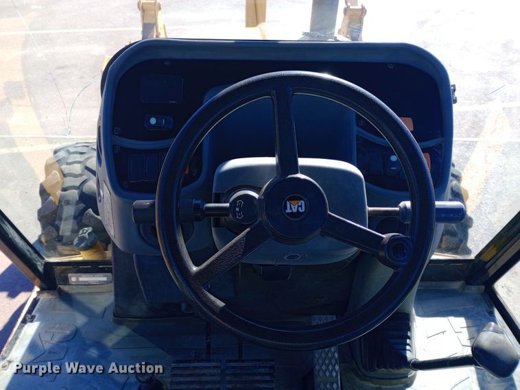 image for item EO0546 2002 Caterpillar 420D backhoe 