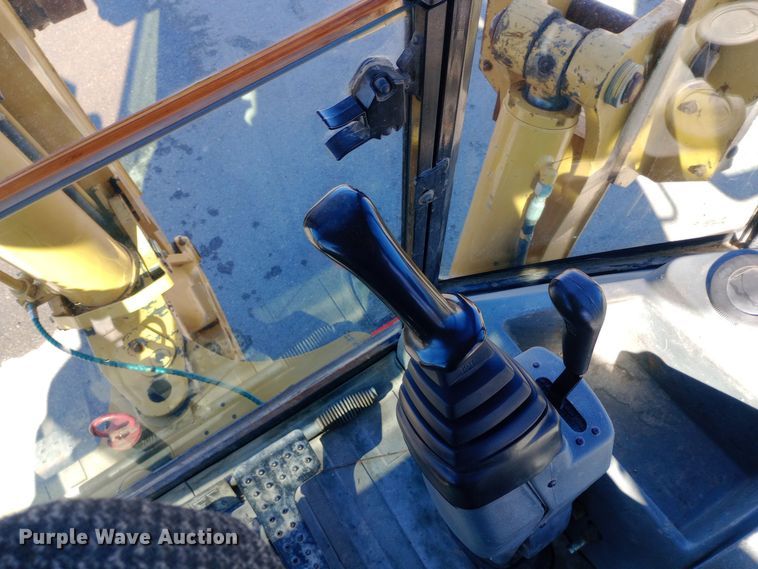 image for item EO0546 2002 Caterpillar 420D backhoe 