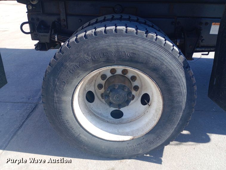 image for item EO0570 2003 Freightliner  FL70 dump truck