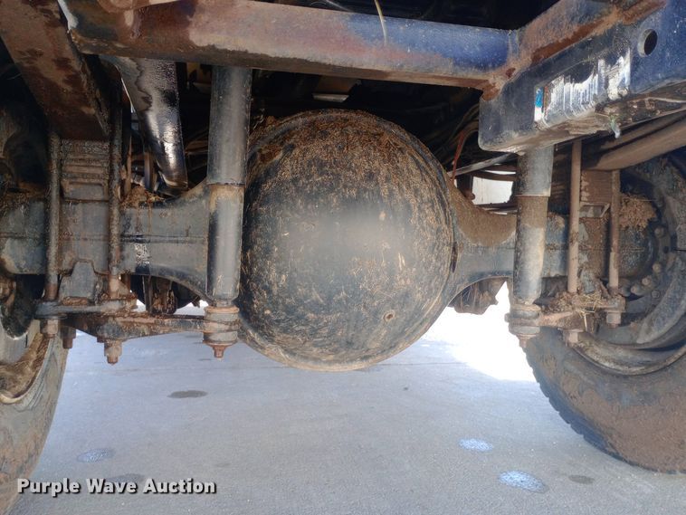 image for item EO0571 2002 Freightliner FL70 dump truck