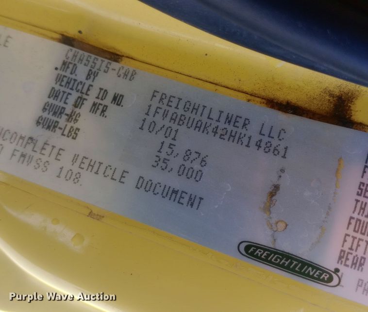 image for item EO0571 2002 Freightliner FL70 dump truck