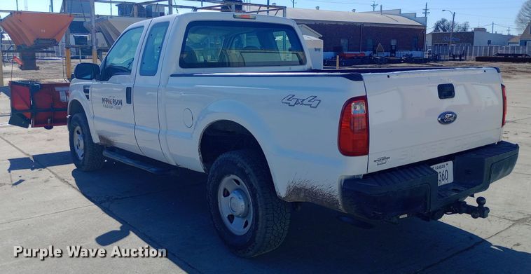 image for item EO0572 2008 Ford F250 Super Duty SuperCab pickup truck