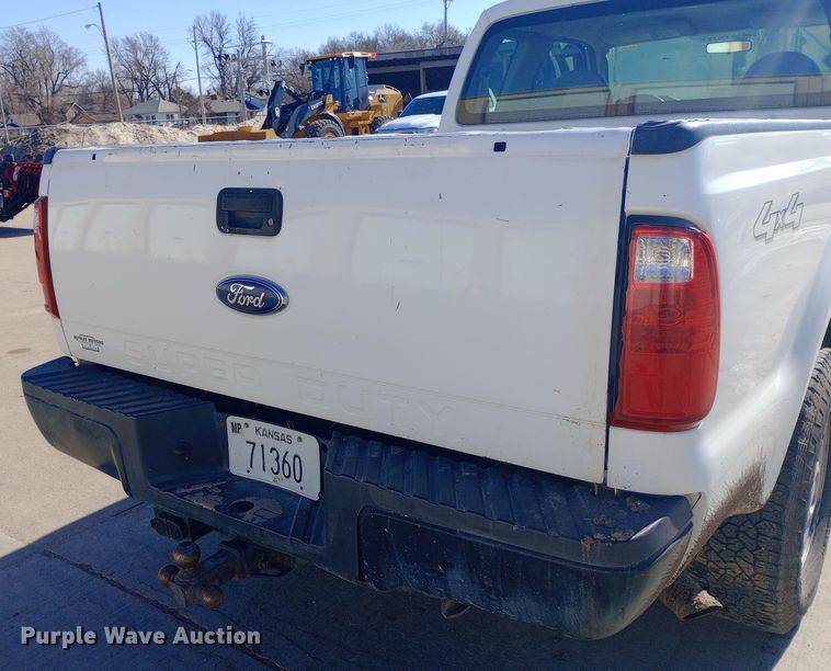 image for item EO0572 2008 Ford F250 Super Duty SuperCab pickup truck