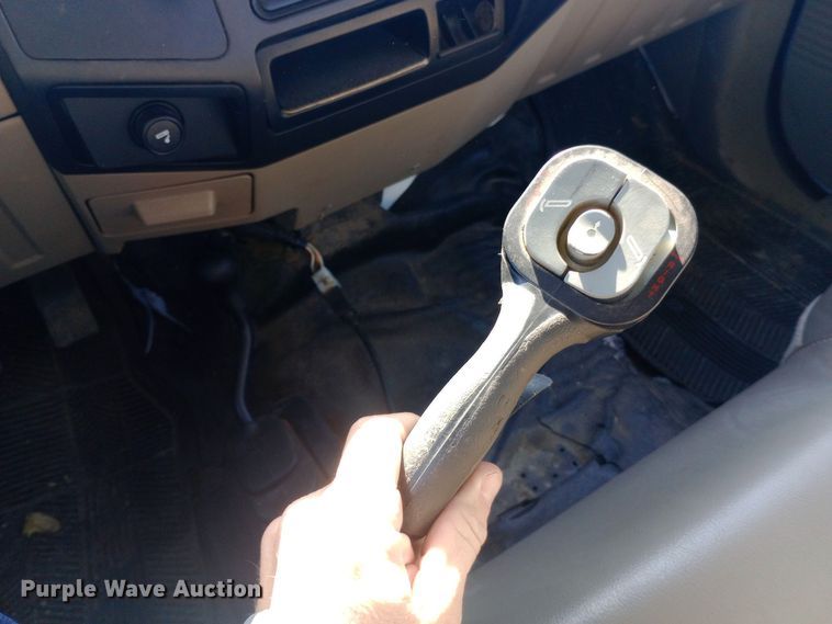 image for item EO0572 2008 Ford F250 Super Duty SuperCab pickup truck