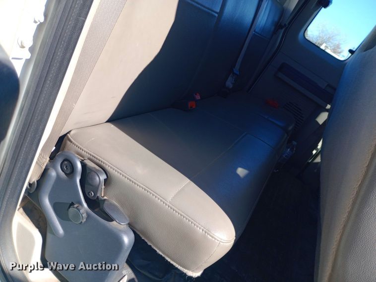 image for item EO0572 2008 Ford F250 Super Duty SuperCab pickup truck