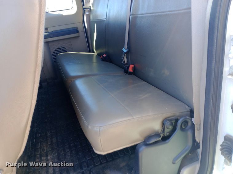 image for item EO0572 2008 Ford F250 Super Duty SuperCab pickup truck