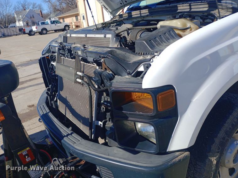 image for item EO0572 2008 Ford F250 Super Duty SuperCab pickup truck