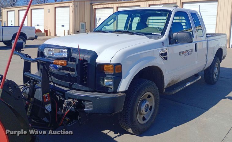 image for item EO0573 2008 Ford F250 Super Duty SuperCab pickup truck