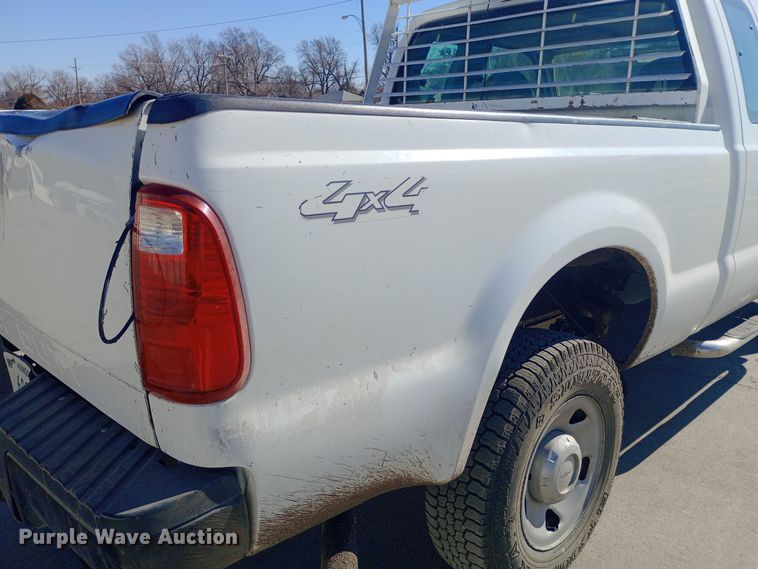image for item EO0573 2008 Ford F250 Super Duty SuperCab pickup truck