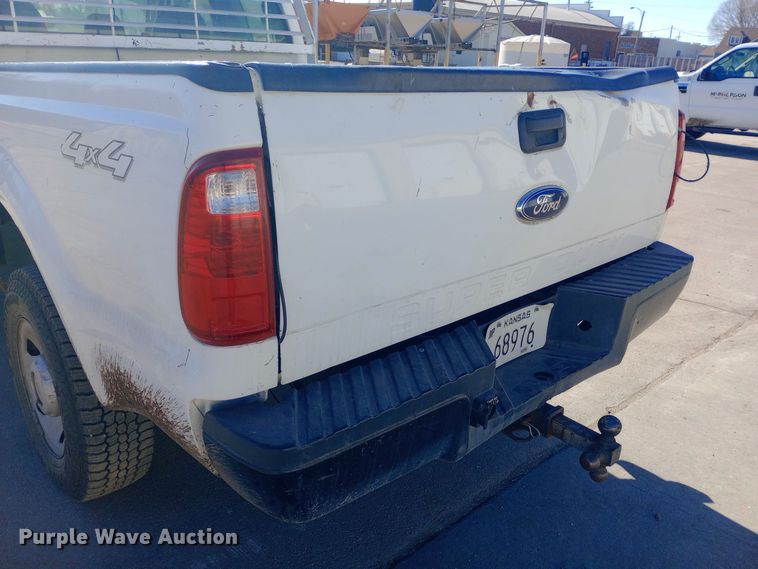 image for item EO0573 2008 Ford F250 Super Duty SuperCab pickup truck