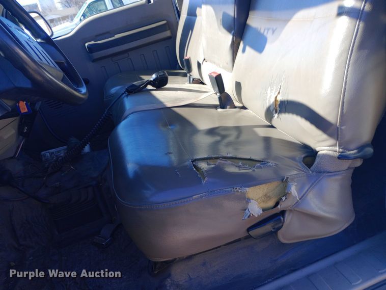 image for item EO0573 2008 Ford F250 Super Duty SuperCab pickup truck