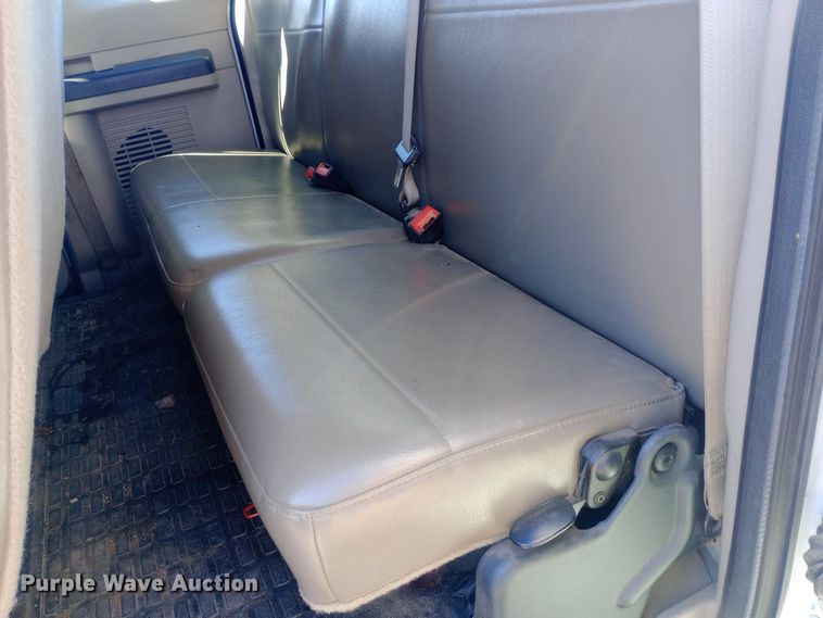 image for item EO0573 2008 Ford F250 Super Duty SuperCab pickup truck