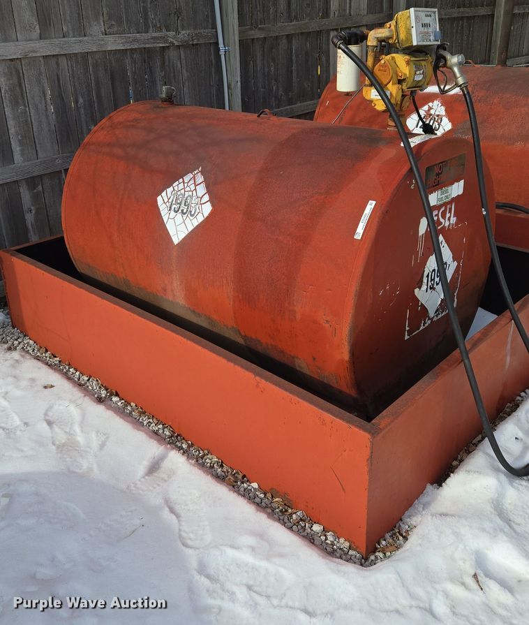 image for item EQ3925 Fuel tank