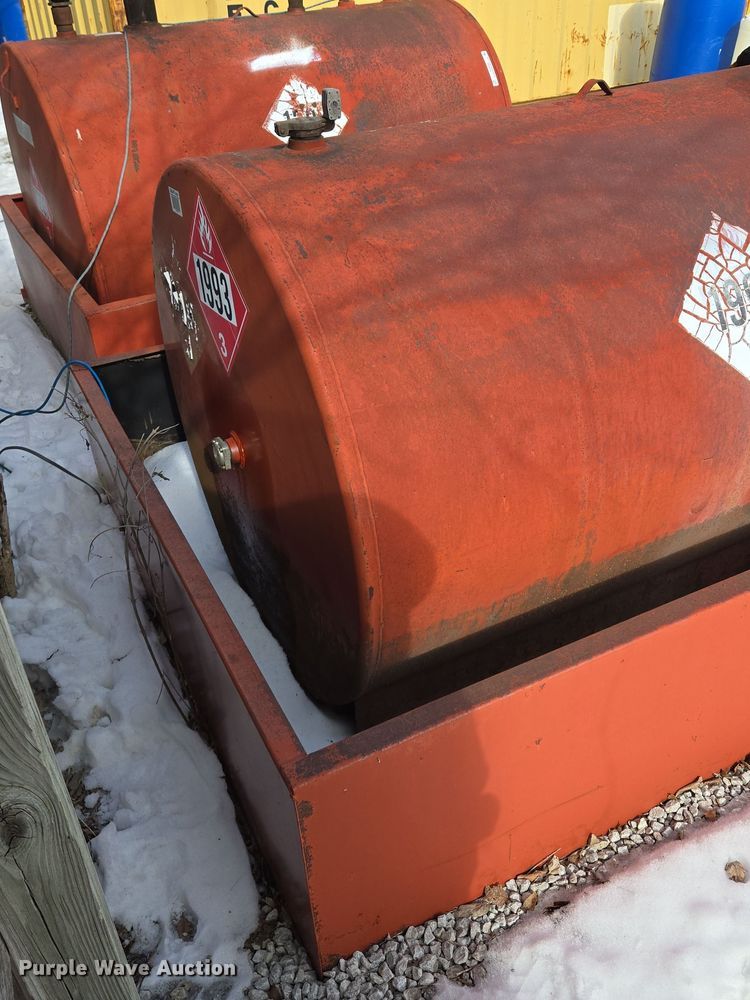 image for item EQ3925 Fuel tank