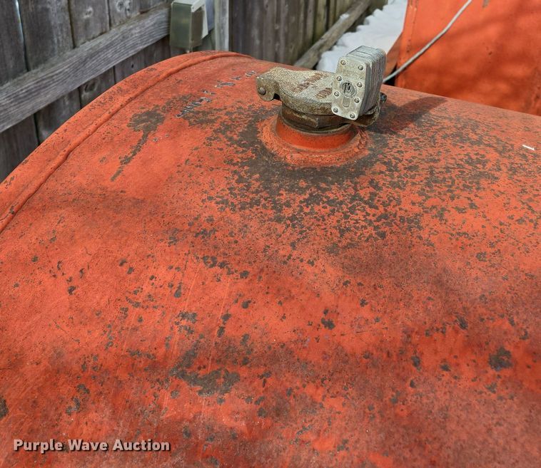 image for item EQ3925 Fuel tank