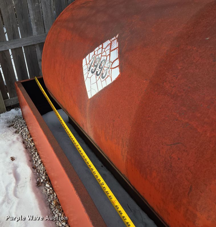 image for item EQ3925 Fuel tank