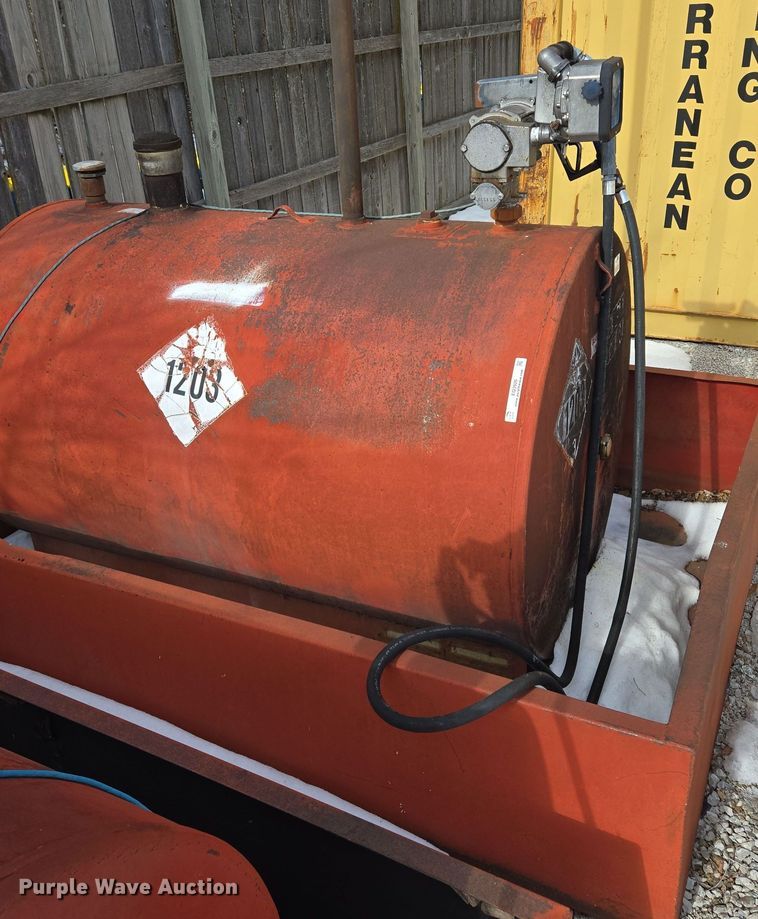 image for item EQ3926 Fuel tank 