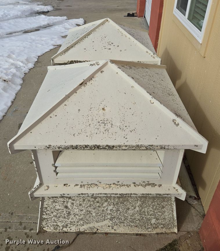 image for item EQ3927 (2) cupolas