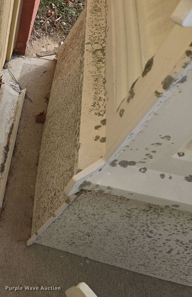 image for item EQ3927 (2) cupolas