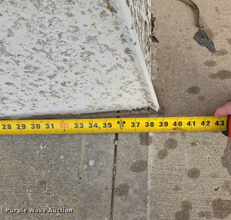 image for item EQ3927 (2) cupolas