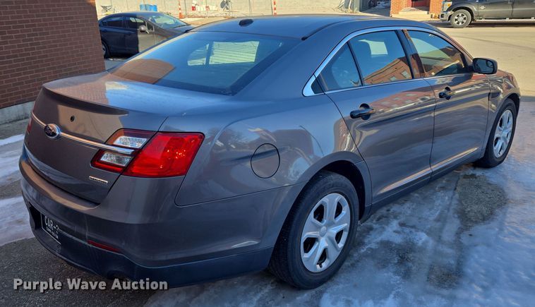 image for item EQ3930 2015 Ford  Taurus Police Interceptor 