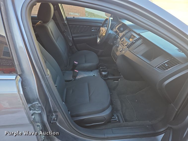 image for item EQ3930 2015 Ford  Taurus Police Interceptor 
