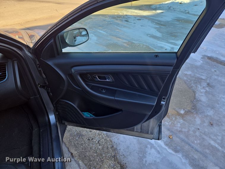 image for item EQ3930 2015 Ford  Taurus Police Interceptor 