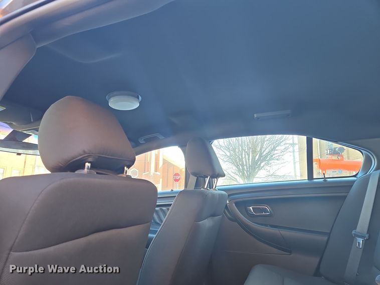 image for item EQ3930 2015 Ford  Taurus Police Interceptor 