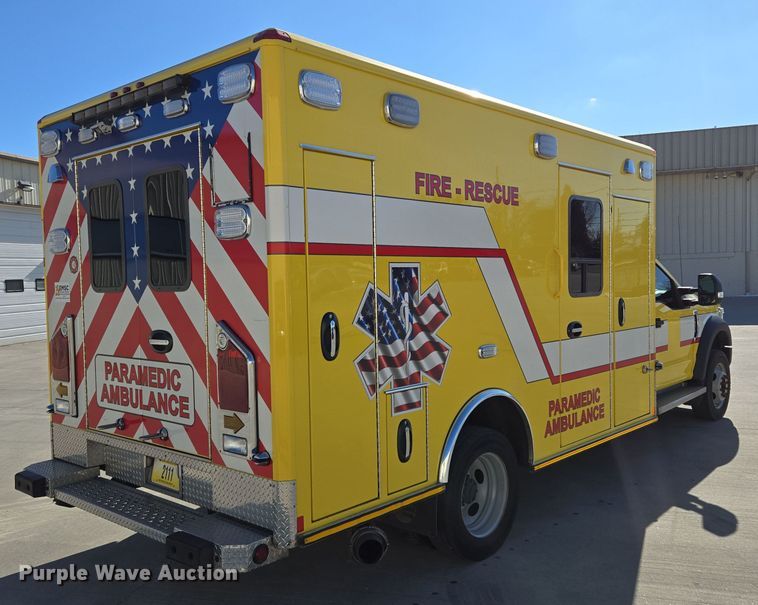 image for item EQ3931 2017 Ford  F550 Super Duty XLT ambulance