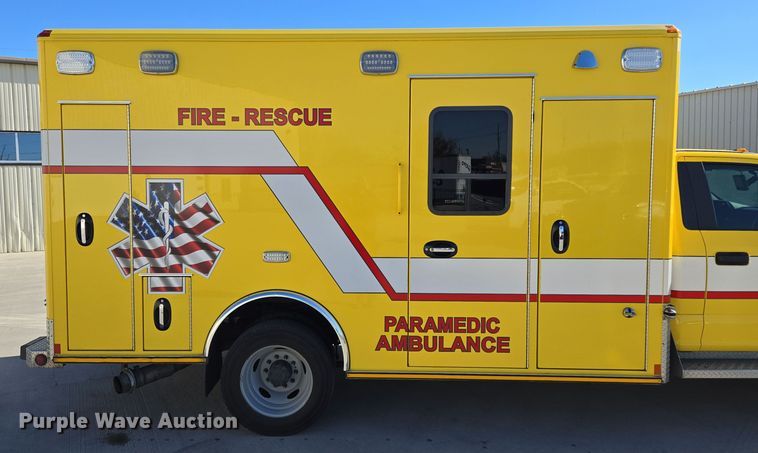 image for item EQ3931 2017 Ford  F550 Super Duty XLT ambulance