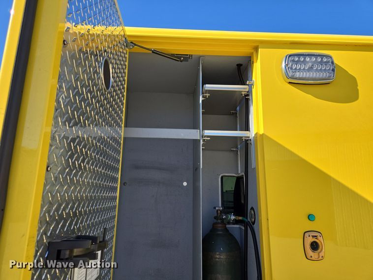 image for item EQ3931 2017 Ford  F550 Super Duty XLT ambulance