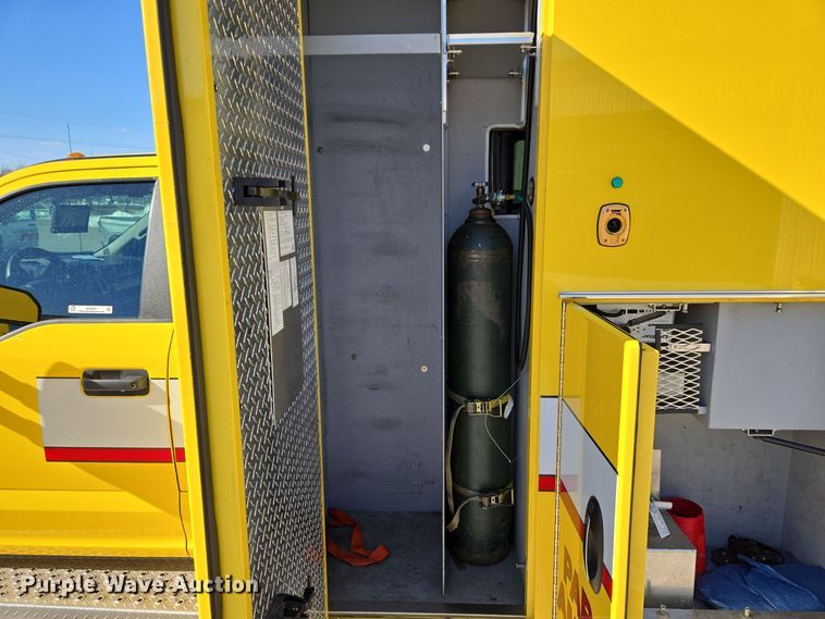 image for item EQ3931 2017 Ford  F550 Super Duty XLT ambulance