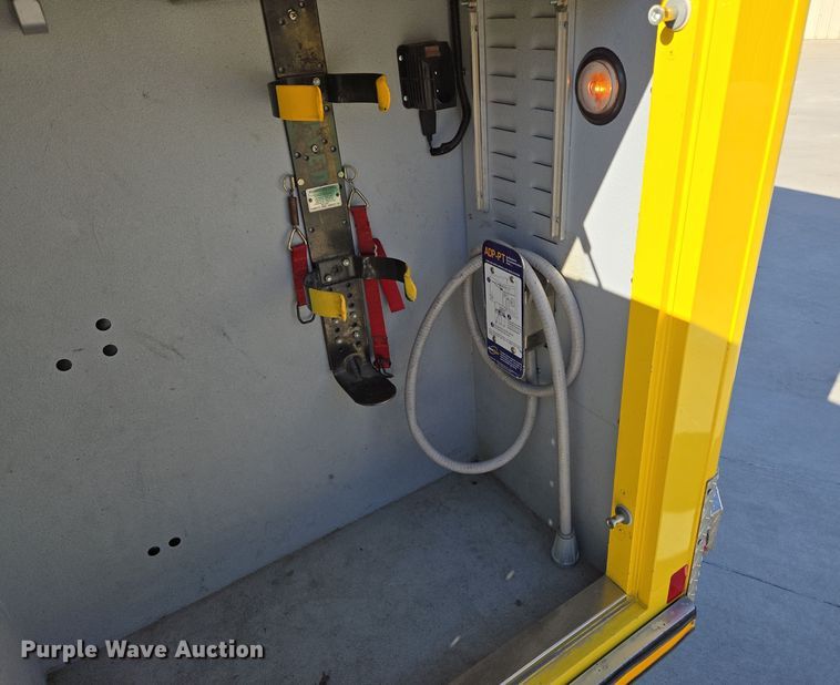 image for item EQ3931 2017 Ford  F550 Super Duty XLT ambulance