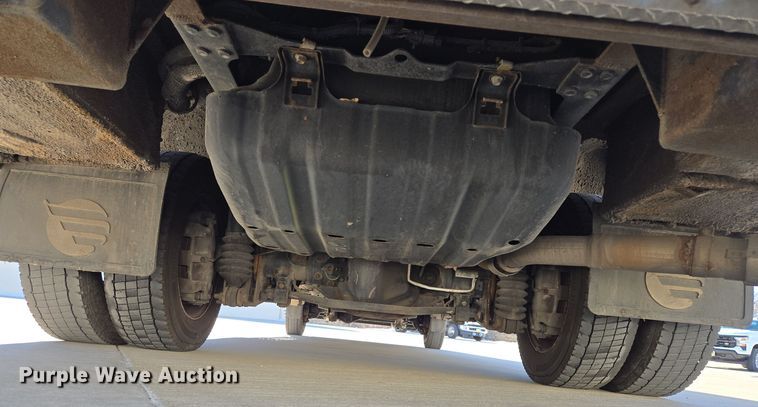 image for item EQ3931 2017 Ford  F550 Super Duty XLT ambulance