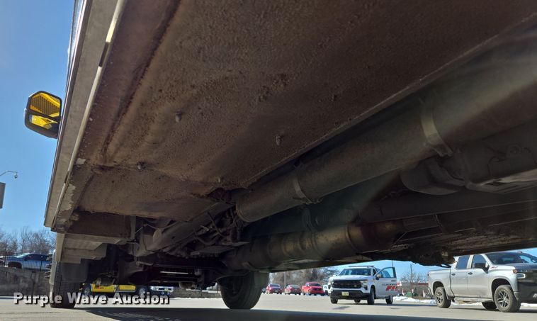 image for item EQ3931 2017 Ford  F550 Super Duty XLT ambulance