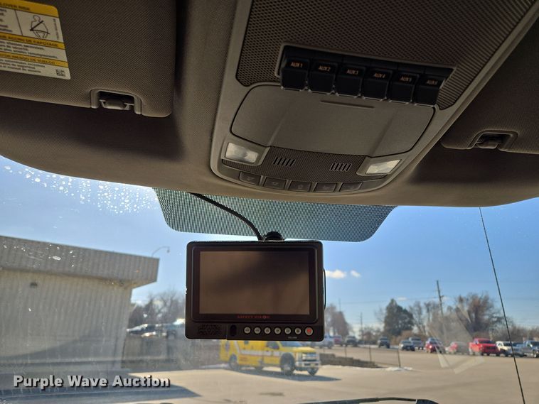 image for item EQ3931 2017 Ford  F550 Super Duty XLT ambulance