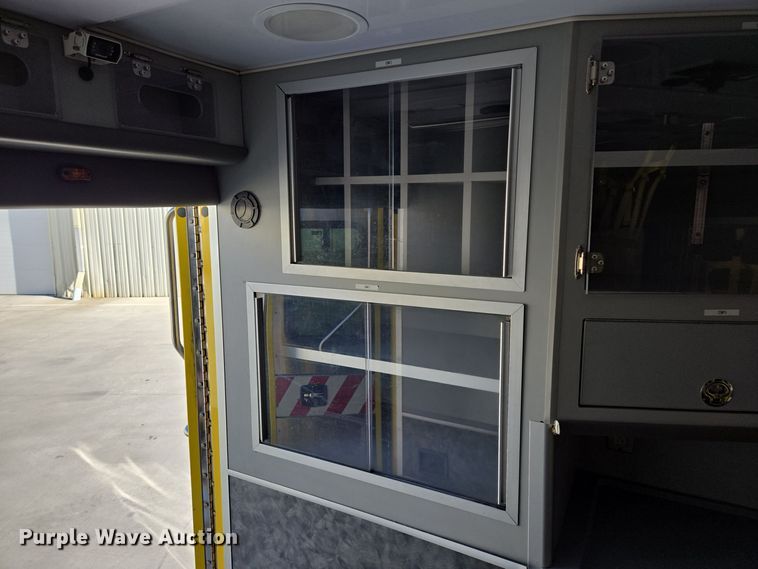 image for item EQ3931 2017 Ford  F550 Super Duty XLT ambulance