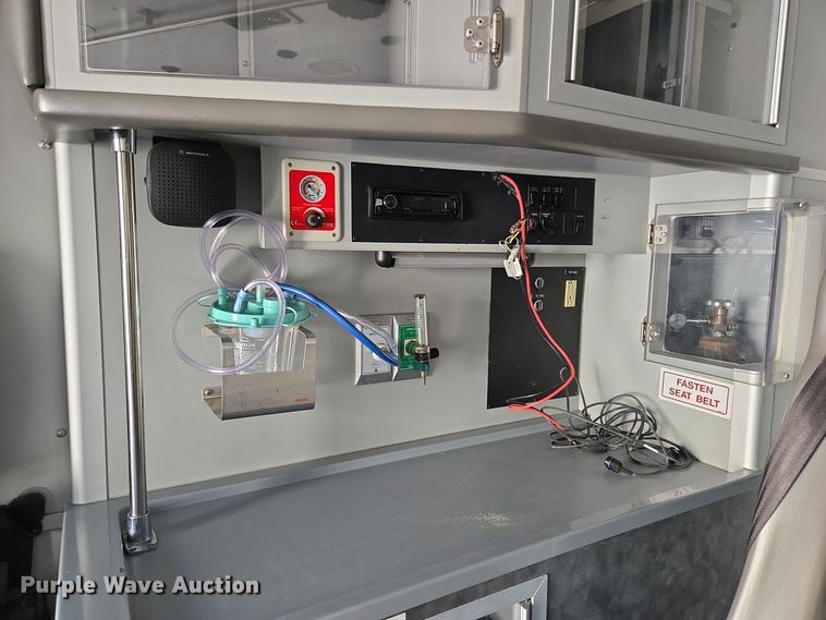 image for item EQ3931 2017 Ford  F550 Super Duty XLT ambulance