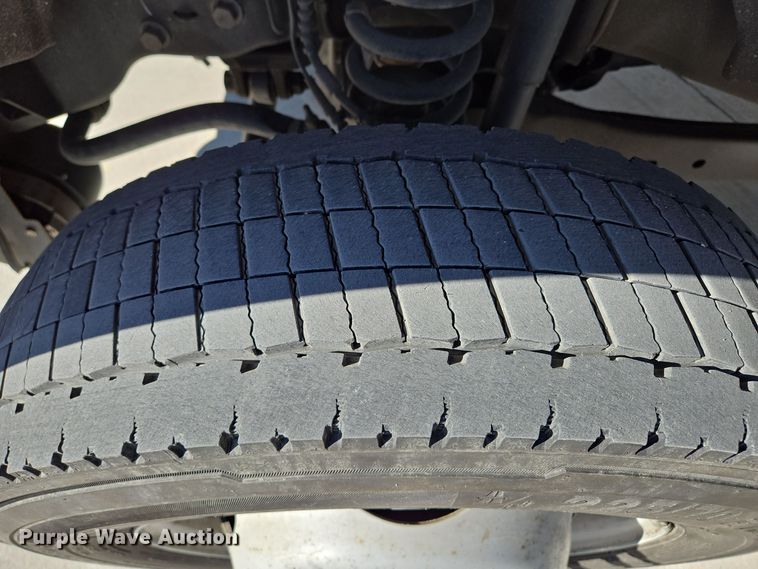 image for item EQ3931 2017 Ford  F550 Super Duty XLT ambulance