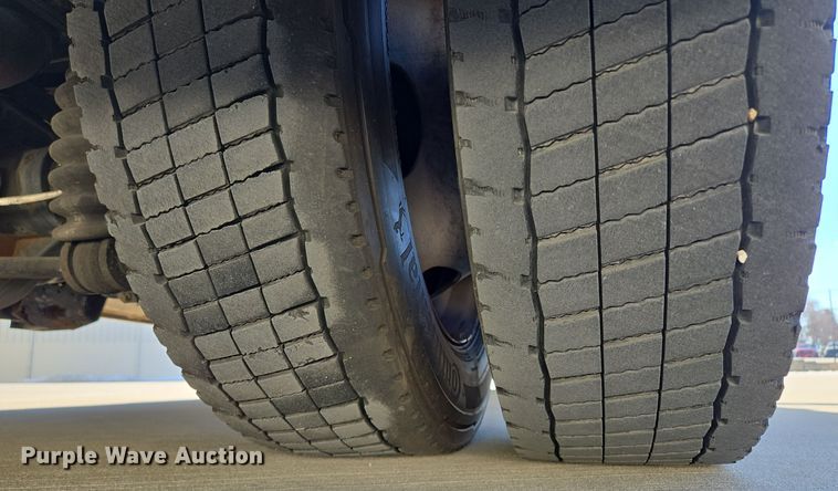 image for item EQ3931 2017 Ford  F550 Super Duty XLT ambulance