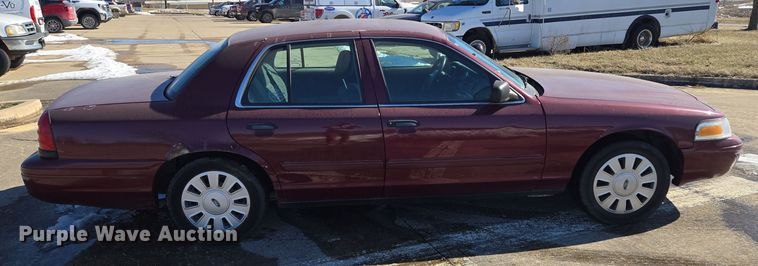 image for item EQ3936 2010 Ford Crown Victoria  Police Interceptor 