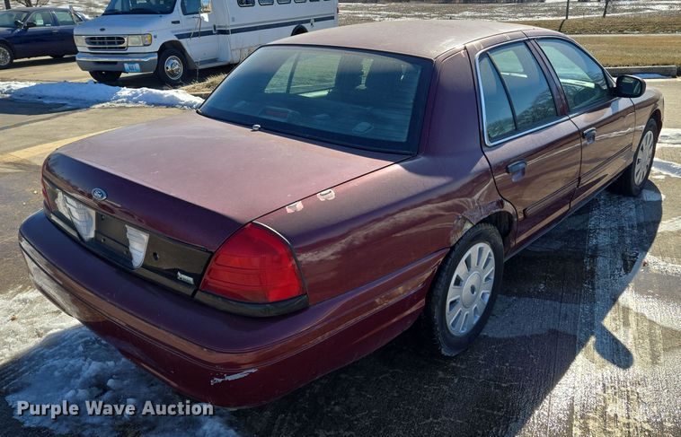 image for item EQ3936 2010 Ford Crown Victoria  Police Interceptor 